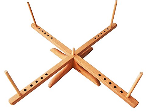 U-nitt Wooden Yarn Swift/Tabletop Style Medium TH072